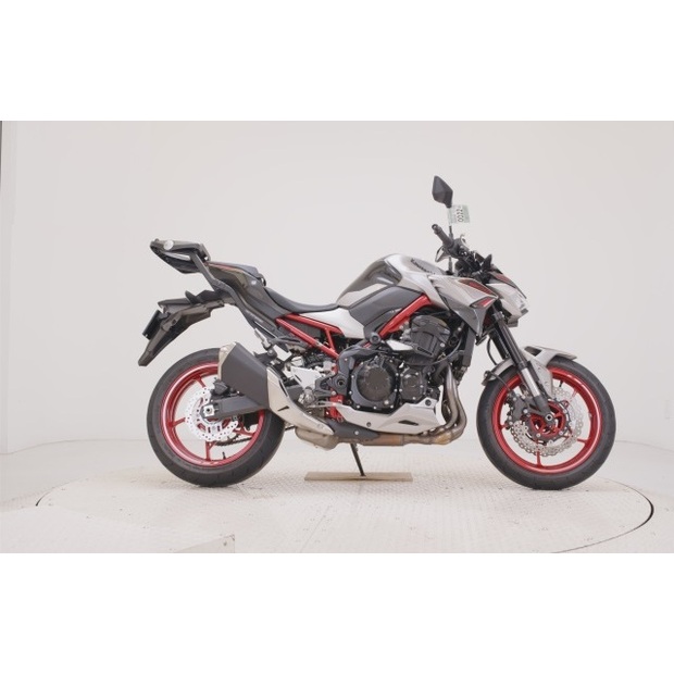 2023-kawasaki-ninja-z900-74330