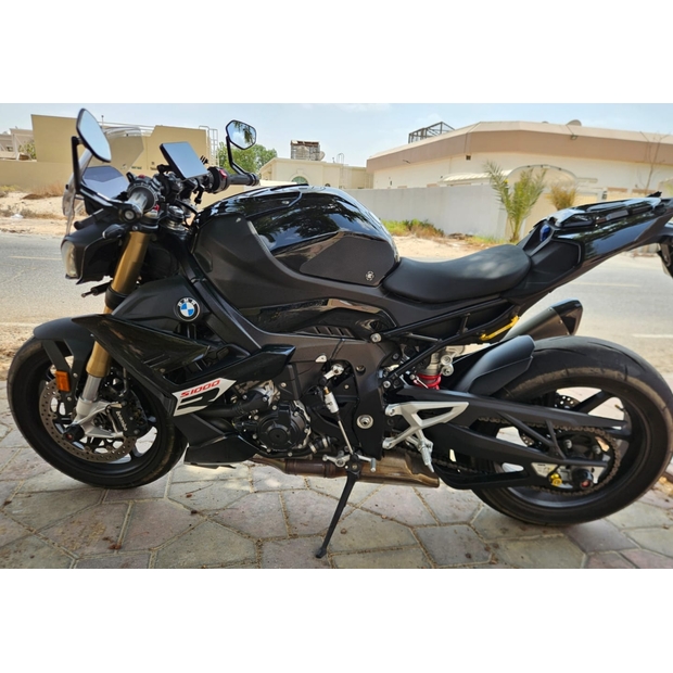 2025-bmw-s1000r-70248-74341