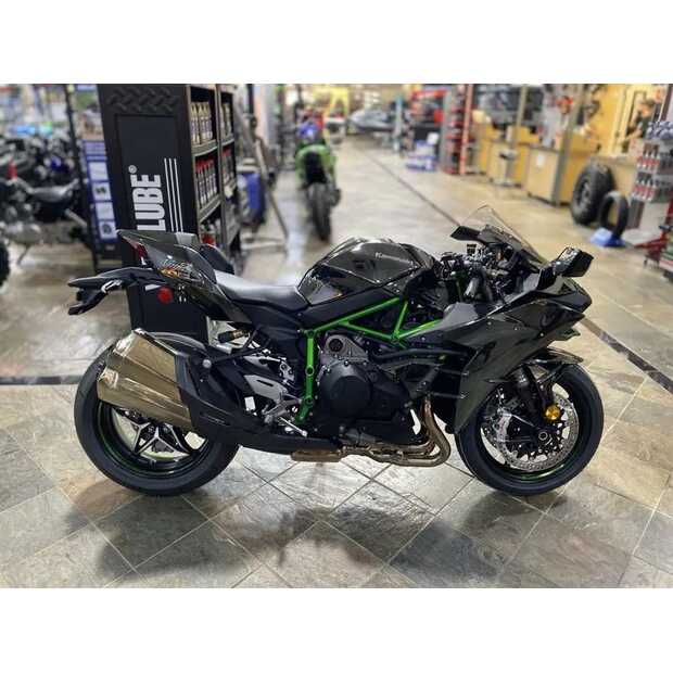 2025-kawasaki-ninja-h2-74345