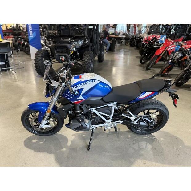 2024-bmw-r1250r-74359