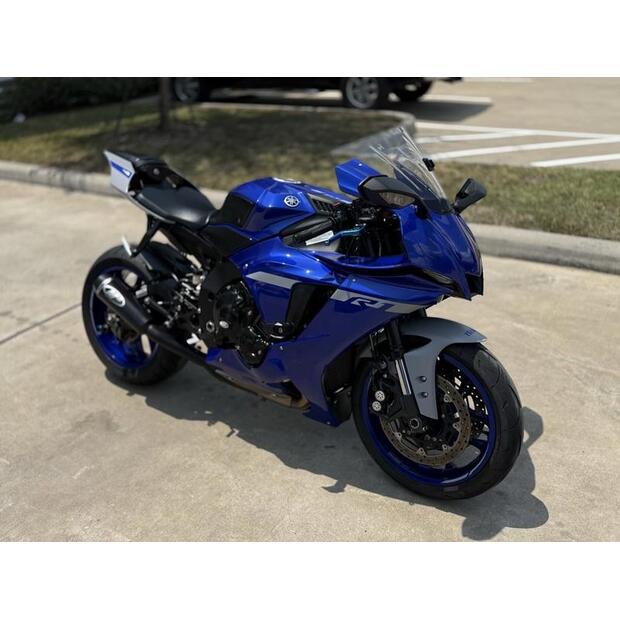 2021-yamaha-yzf-r1-70268-74437