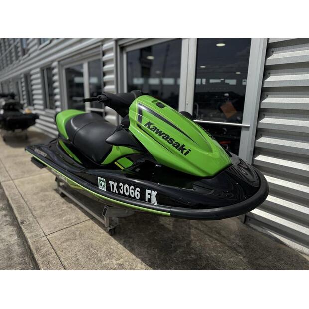 2019-kawasaki-jet-ski-stx-15f-74447
