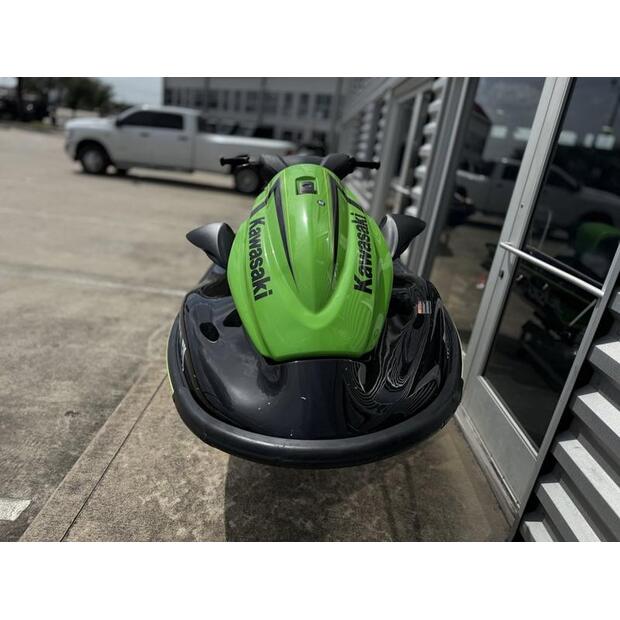 2019-kawasaki-jet-ski-stx-15f-74450