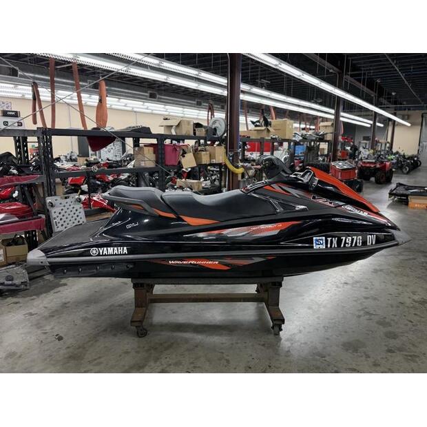 2017-yamaha-vx-deluxe-74472