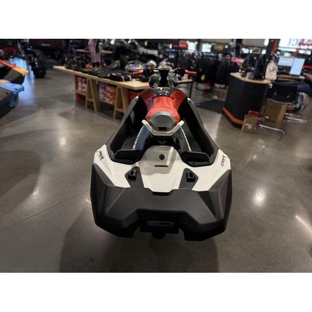 2025-seadoo-spark-trixx-for-3-rotax-900-ace-90-ibr-and-audio-74564