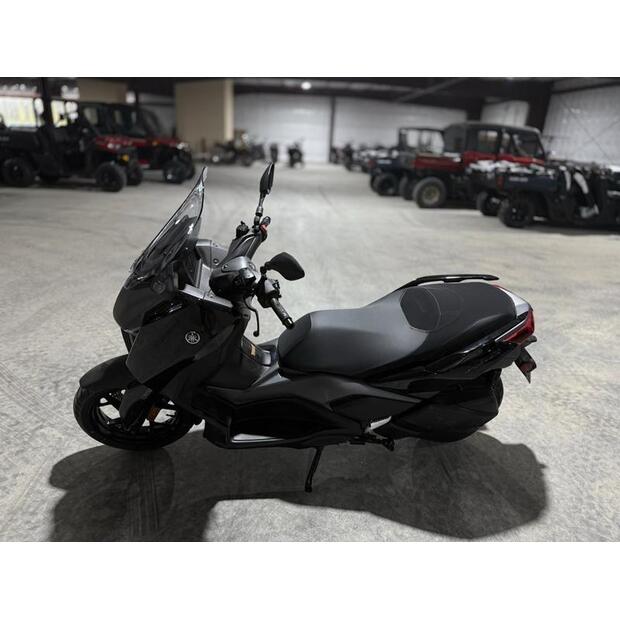 2025-yamaha-xmax-74575