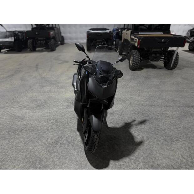 2025-yamaha-xmax-74576