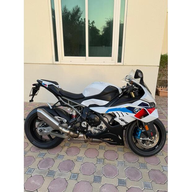 2025-bmw-s1000rr-70302-74587