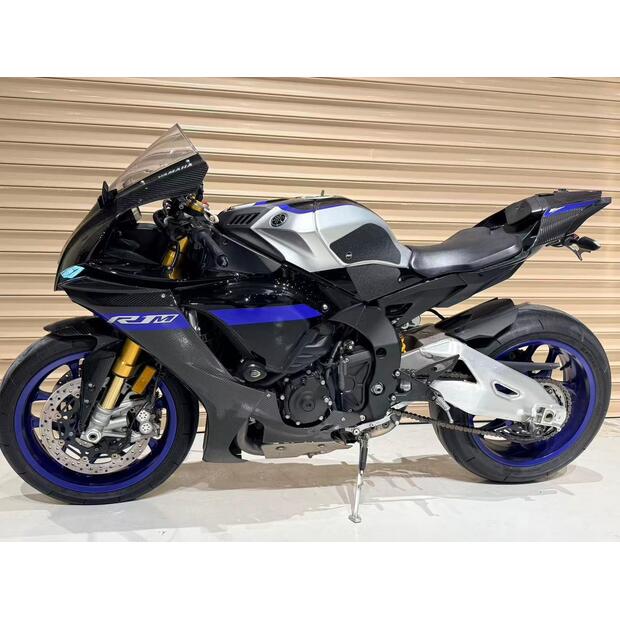 2023-yamaha-r1m-74611