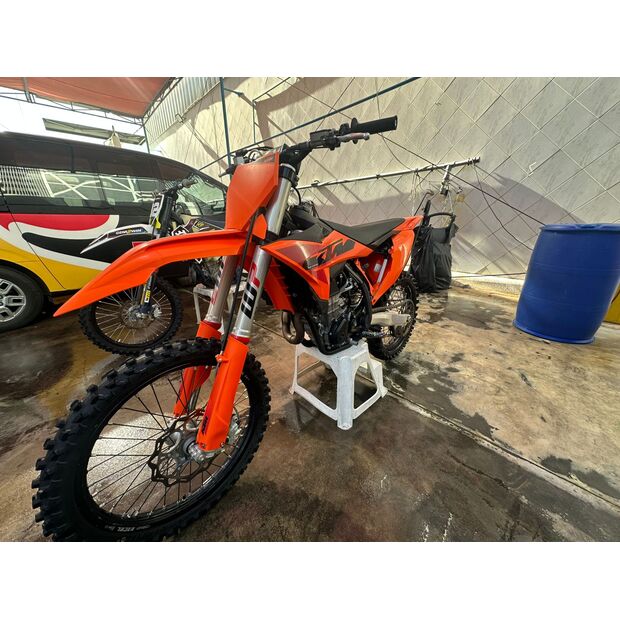 2025-ktm-450-sx-f-70376-74684