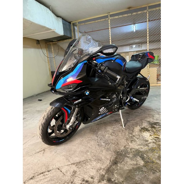 2023-bmw-m1000rr-70381-74690