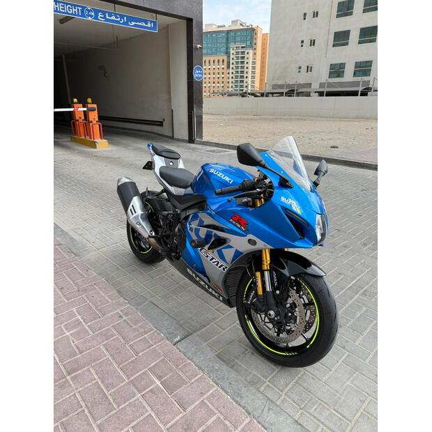 2023-suzuki-gsx-r1000rr-70402-74738