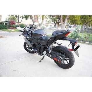 2025-yamaha-yzf-r3-cover-image