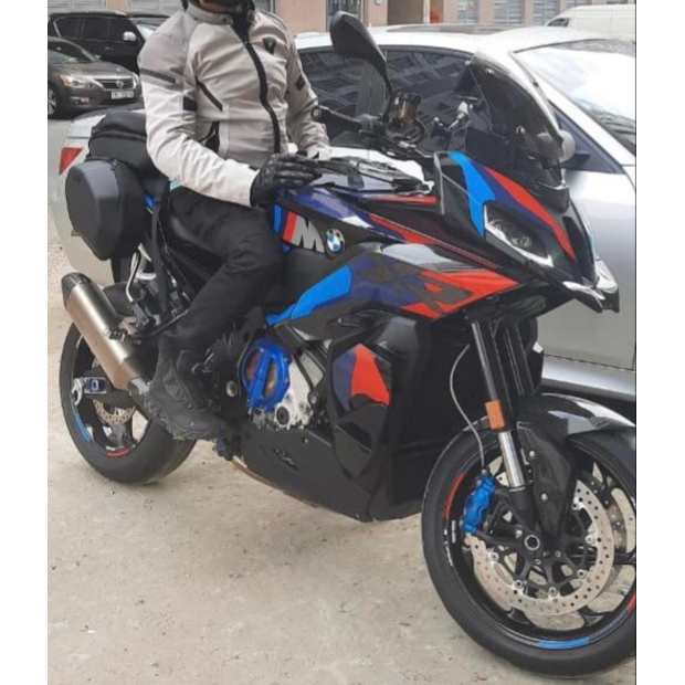 2025-bmw-m1000xr-69961-74763