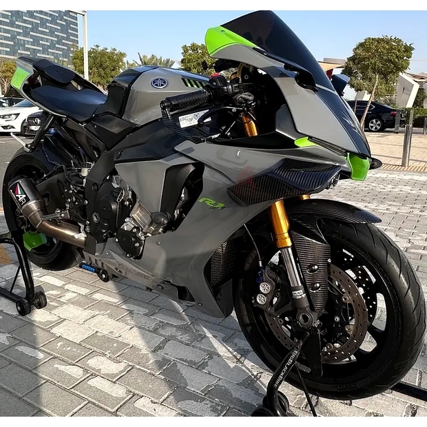 2015-yamaha-r1-70025-74773