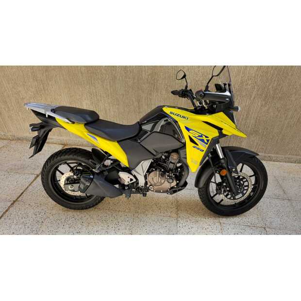 2025-suzuki-vstrome-1050xt-74815