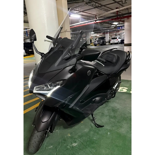 2025-yamaha-tmax-77177