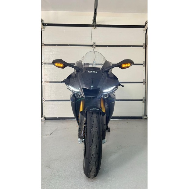 2024-yamaha-r1m-67523-77646