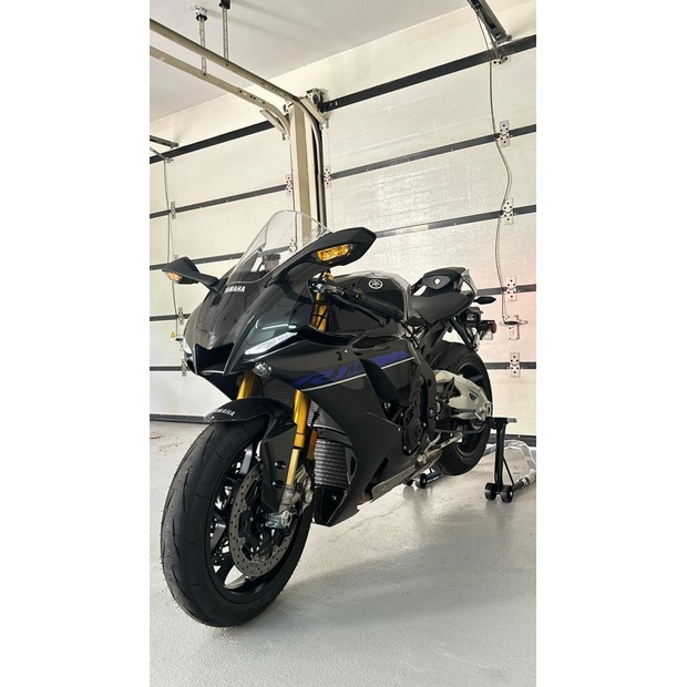 2024-yamaha-r1m-67523-77647